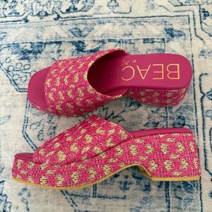 NWOT Altar’d State Sandals